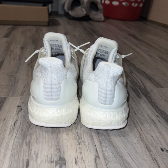 Adidas UltraBoost 3.0 J ‘Triple White’ - US Y 5 - Picture 5 of 7